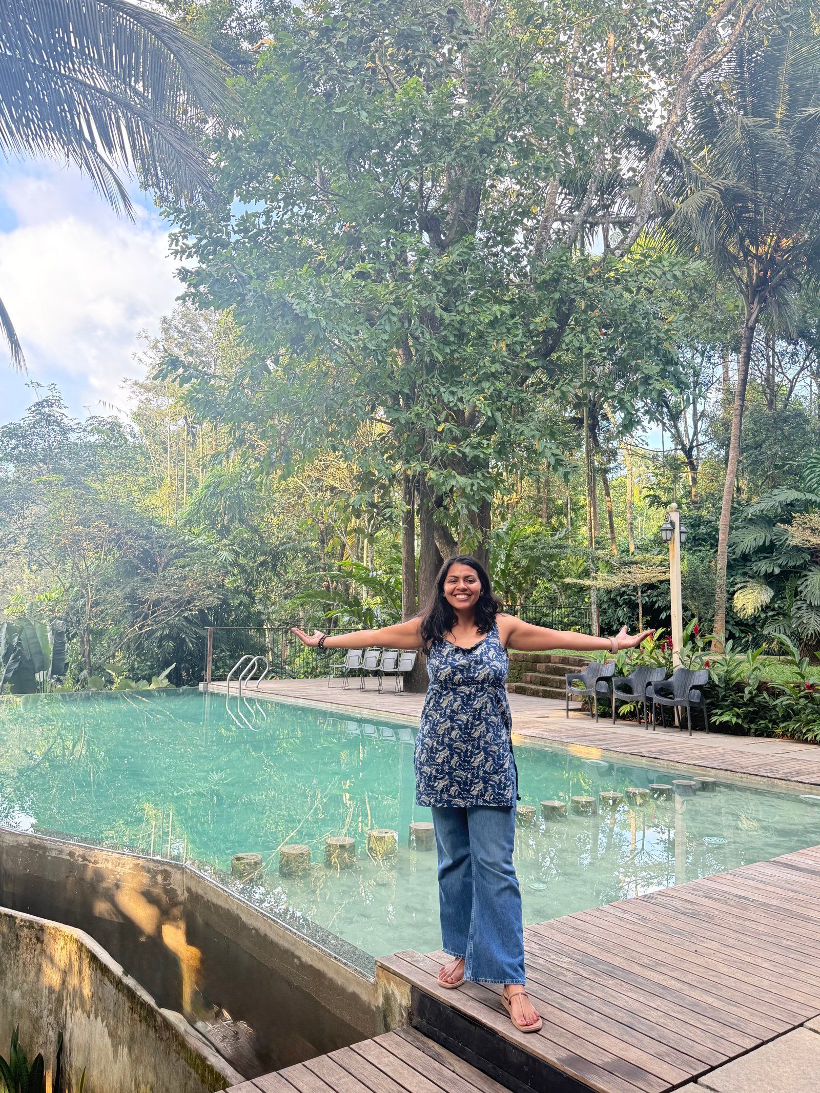 Mary Jain facilitating a Sacred Cocoon session